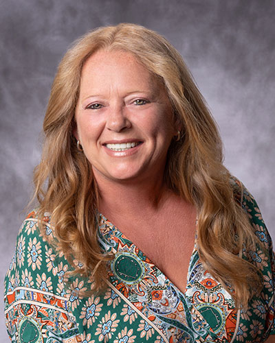 Denise Niga's headshot